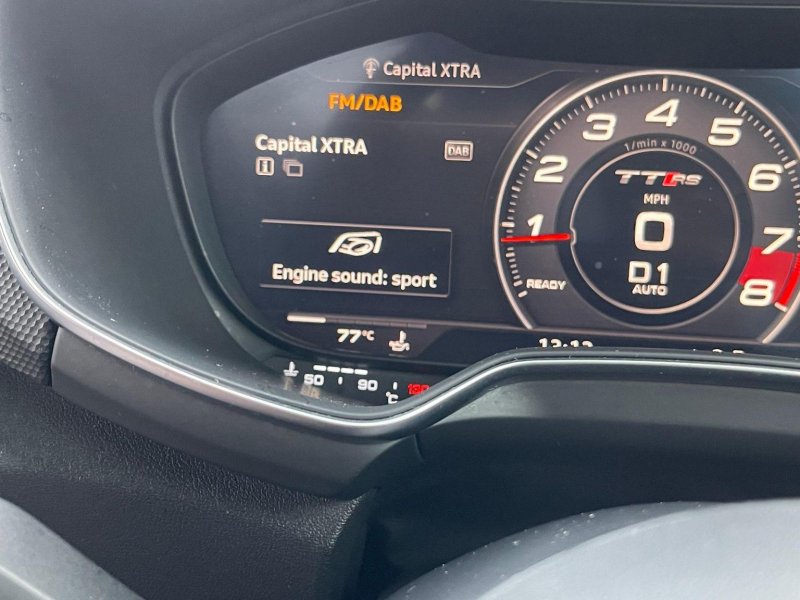 AUDI TT RS
