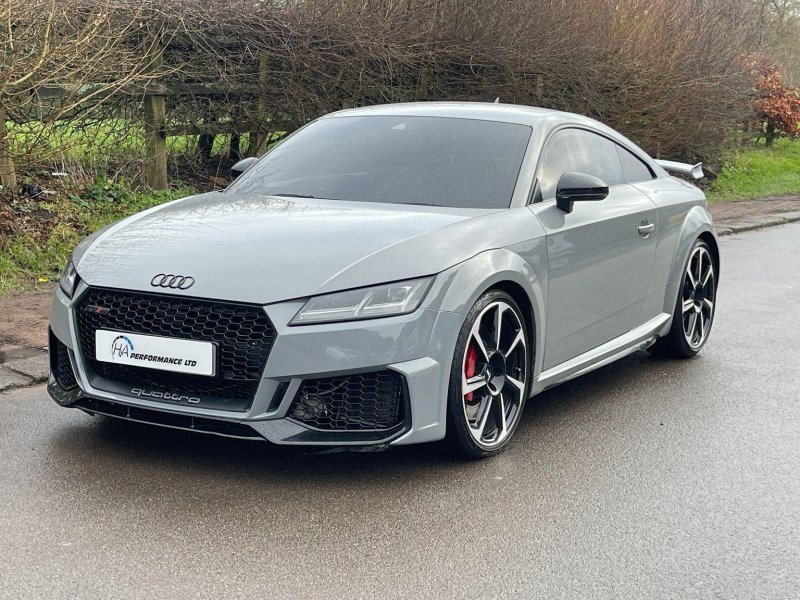 AUDI TT RS