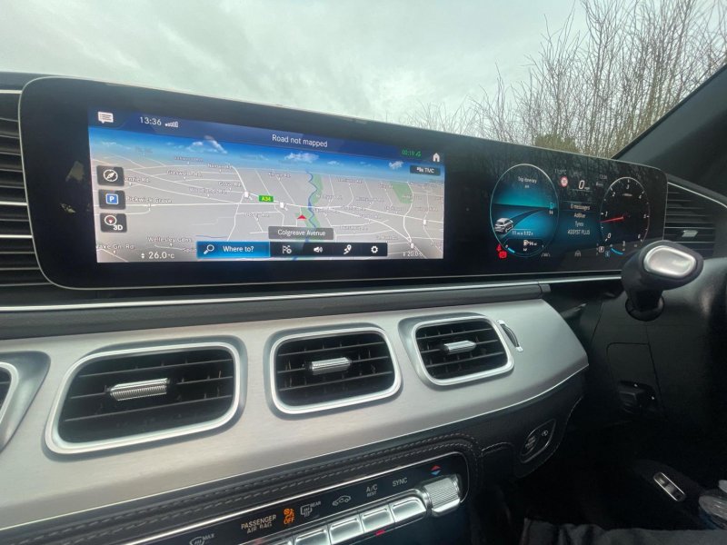 MERCEDES-BENZ GLS