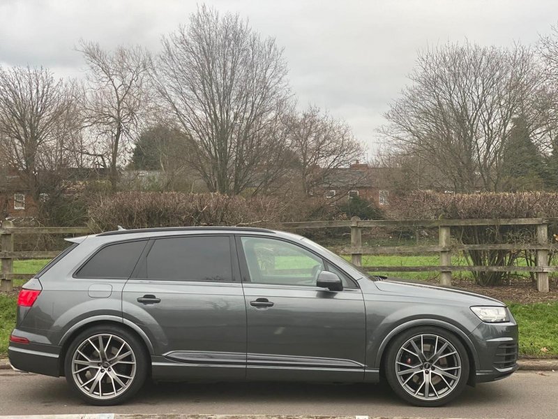 AUDI SQ7