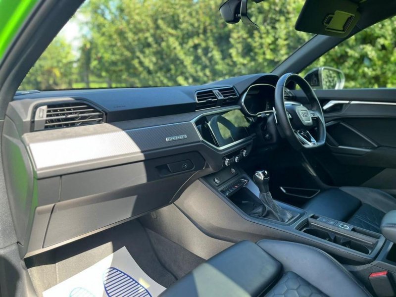 AUDI RS Q3