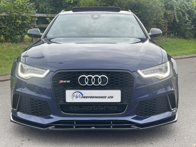 AUDI RS6