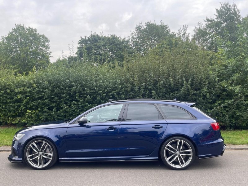 AUDI RS6