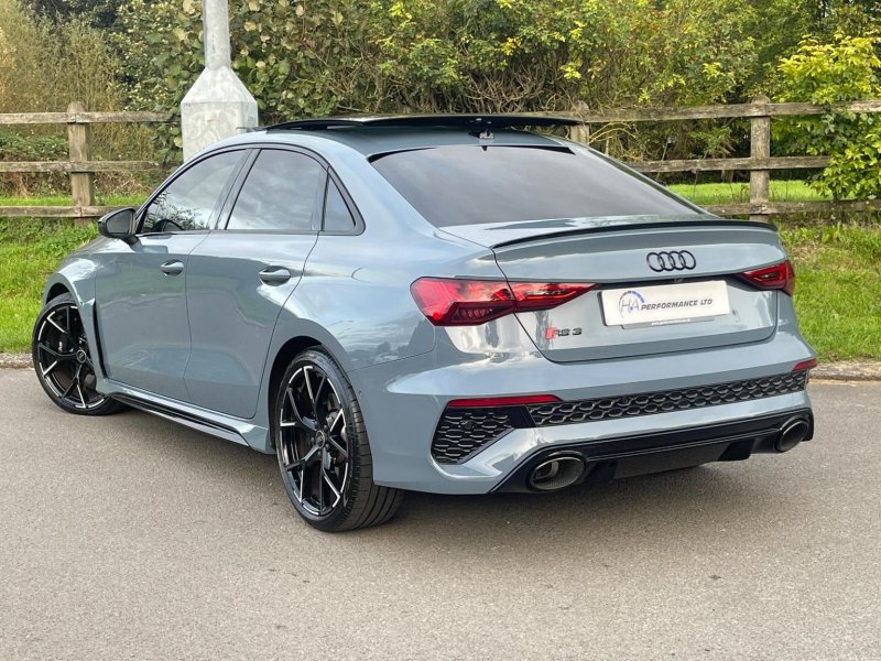 AUDI RS3