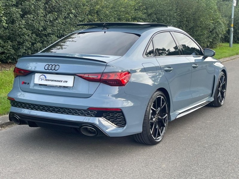 AUDI RS3