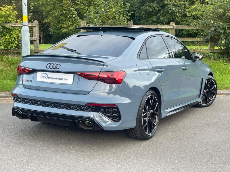 AUDI RS3