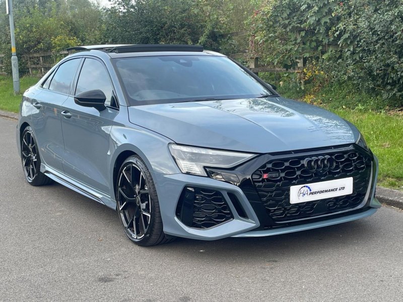 AUDI RS3