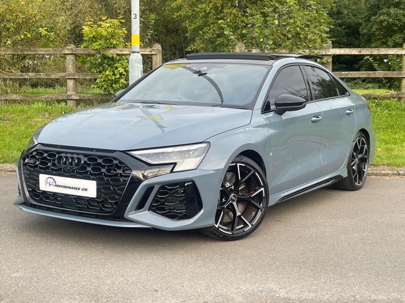 AUDI RS3