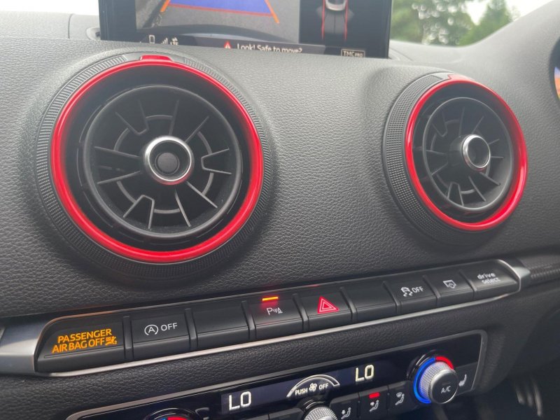 AUDI RS3