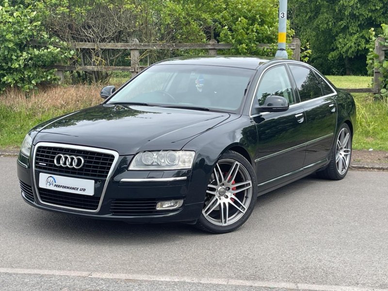 AUDI A8